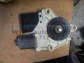 Стеклоподьемник задней двери правой (электрический) 837310003R RENAULT MEGANE 3 09-12