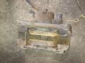 суппорт передний левый 7701207685 RENAULT MEGANE 2 06-09